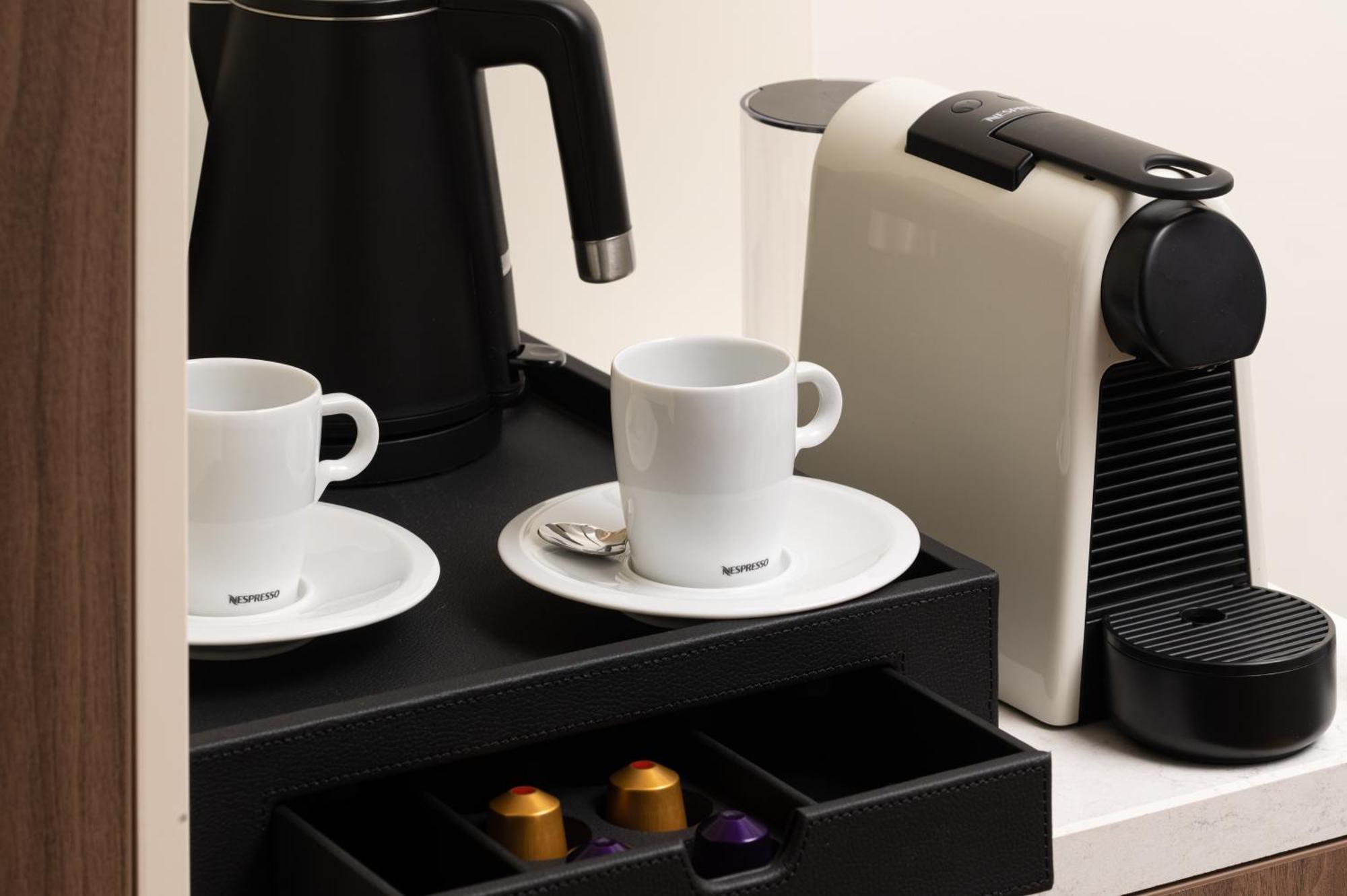 Radisson Blu Hotel, Cluj Eksteriør billede A Nespresso coffee machine